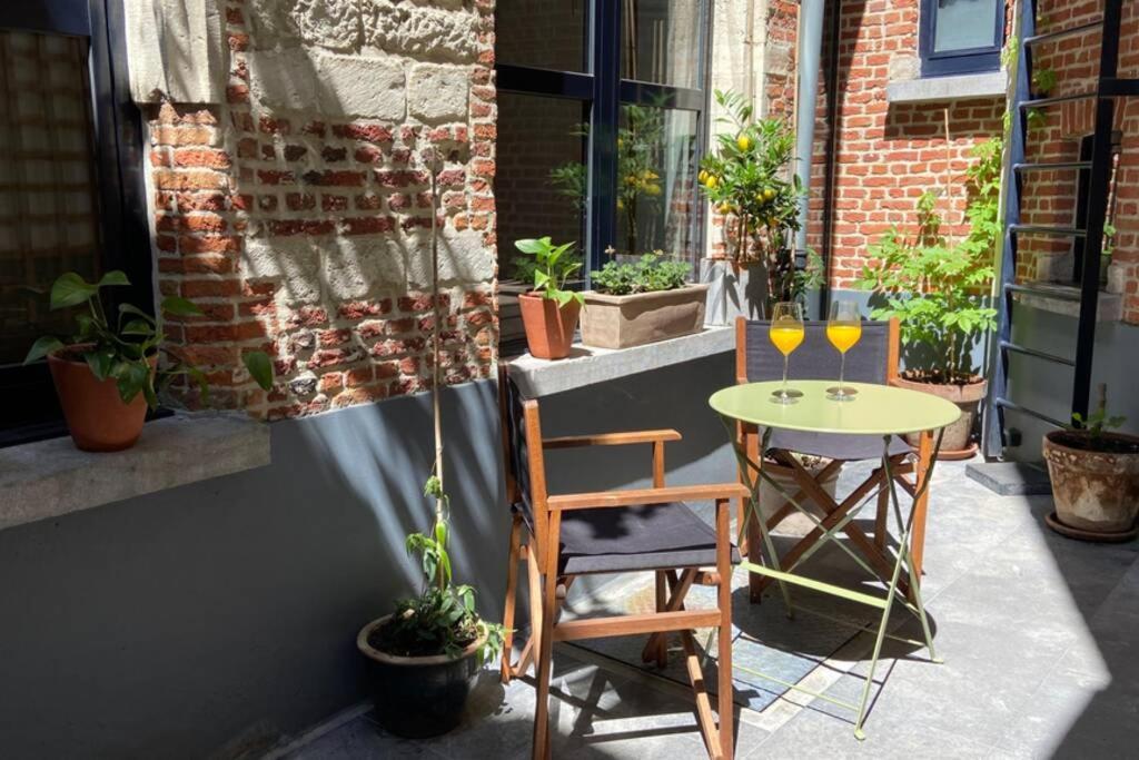 Ferienwohnung Duplex In Historical Centre With Private Courtyard Antwerpen Exterior foto